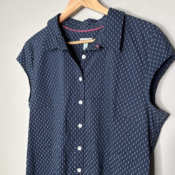 Susina (Nordstrom) Cap Sleeve Button Down Collared Shirt Size XL Navy & White - Picture 2 of 6